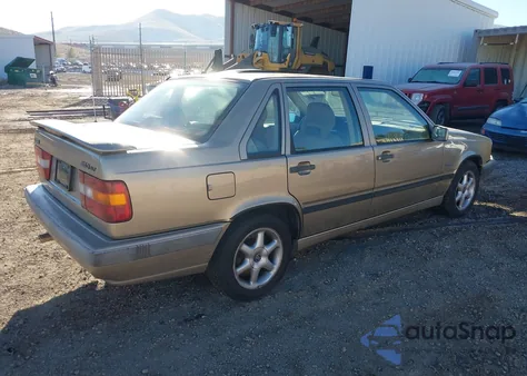 1993 Volvo 850 z USA, uszkodzony, nr VIN YV1LS5502P2071187